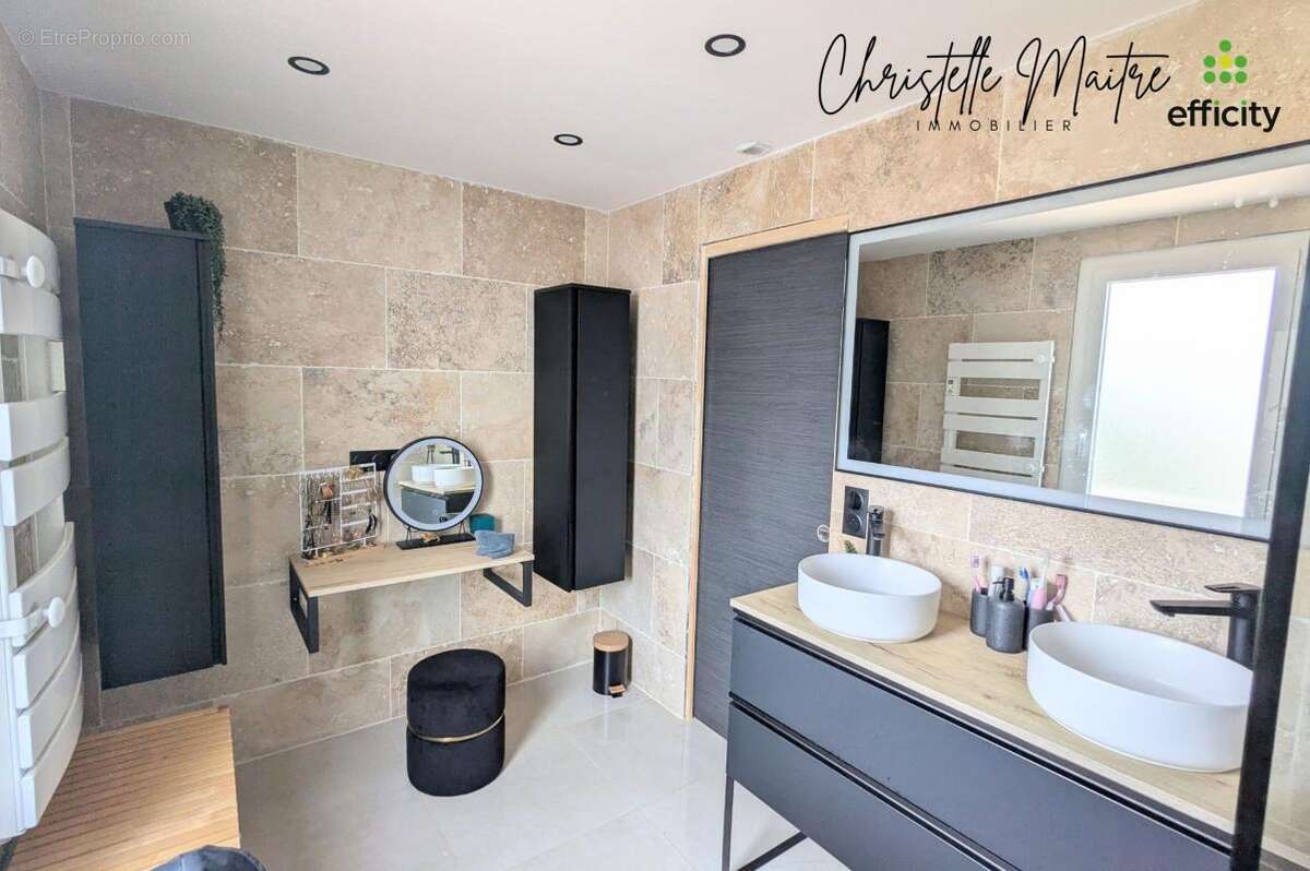 Maison à SAINT-MARTIN-DE-CRAU