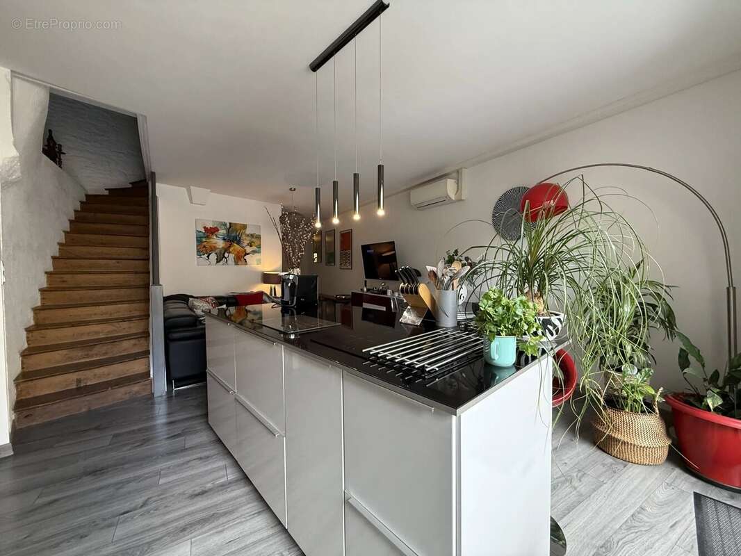 Maison à VERTEUIL-SUR-CHARENTE