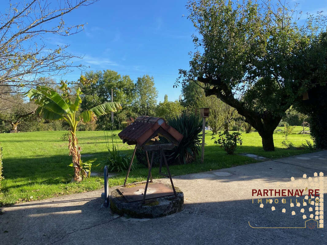 Maison à SAINT-PARDOUX