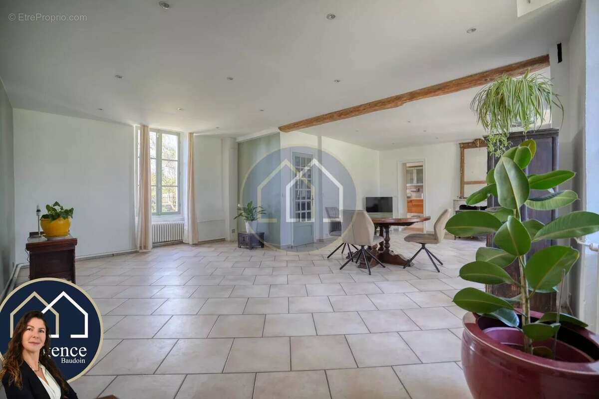 Maison à ABLIS