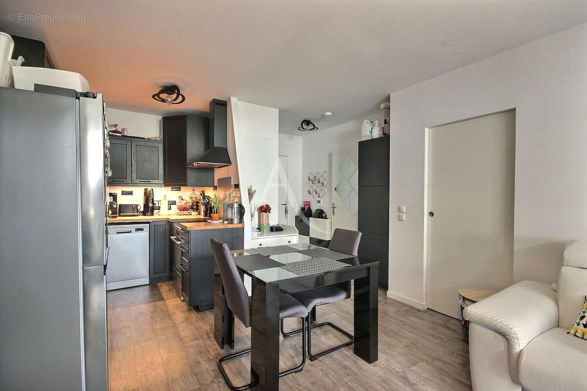 Appartement à PIERRELAYE