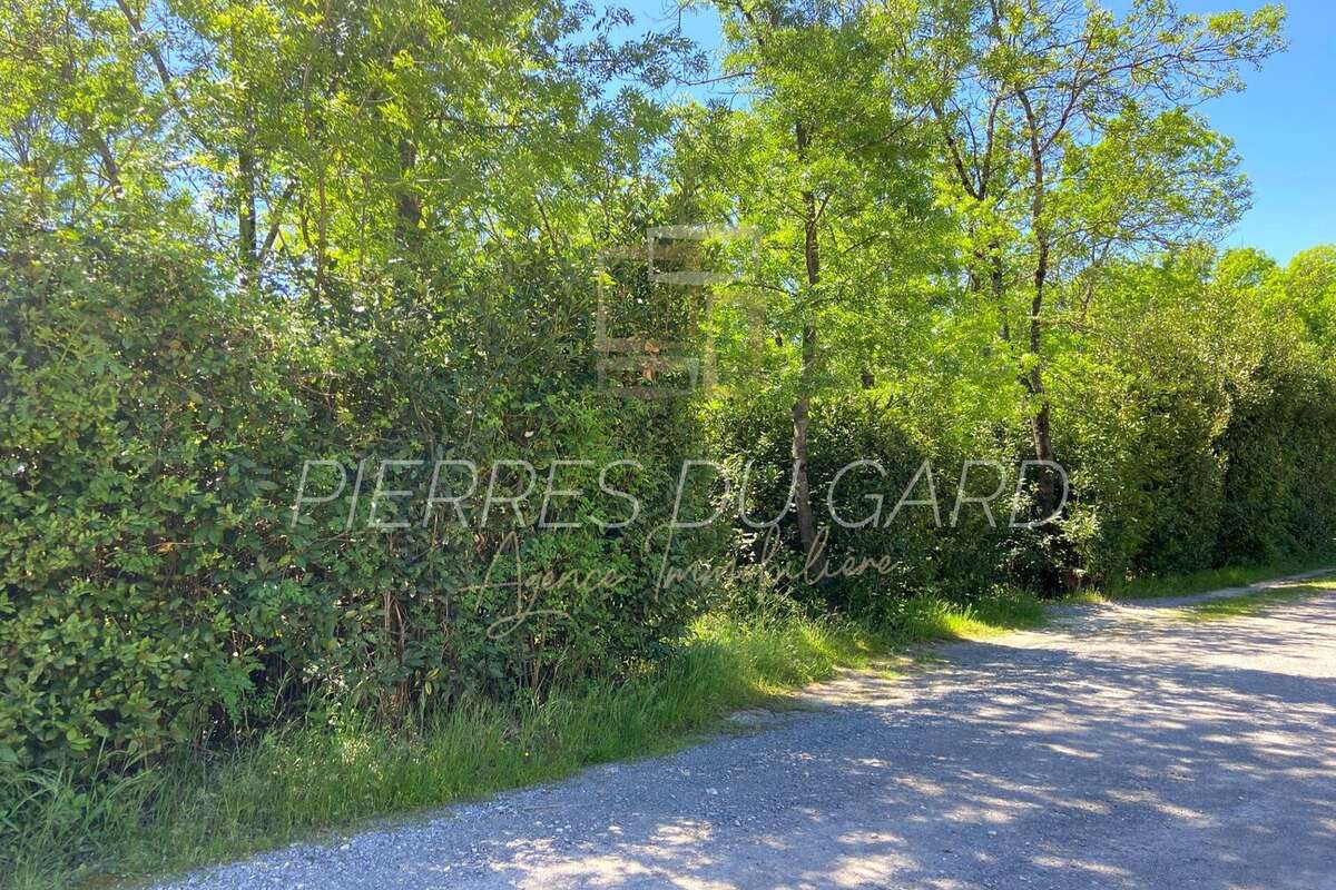 Terrain à SAINT-CHRISTOL-LES-ALES