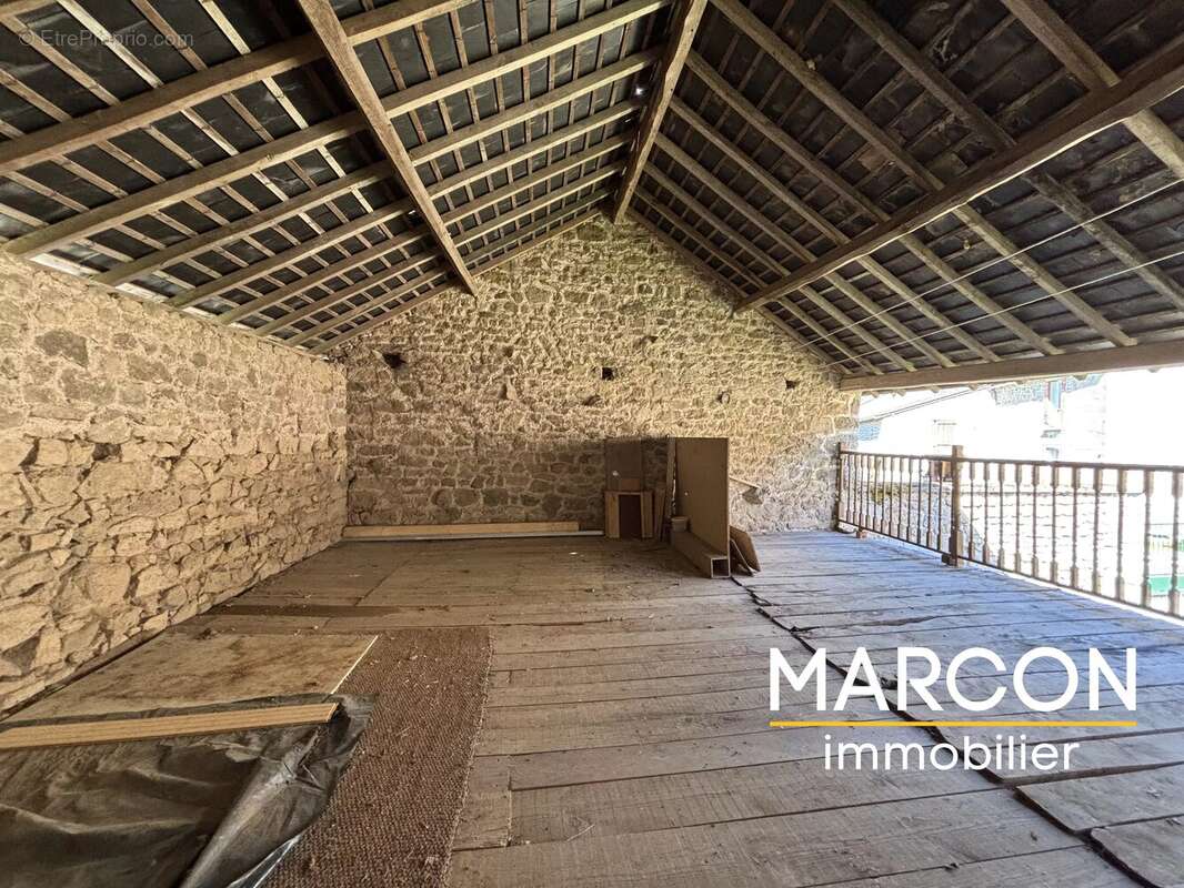 Vente maison secteur champagnat - photo 16