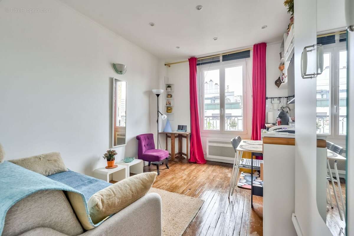 Appartement à PARIS-20E