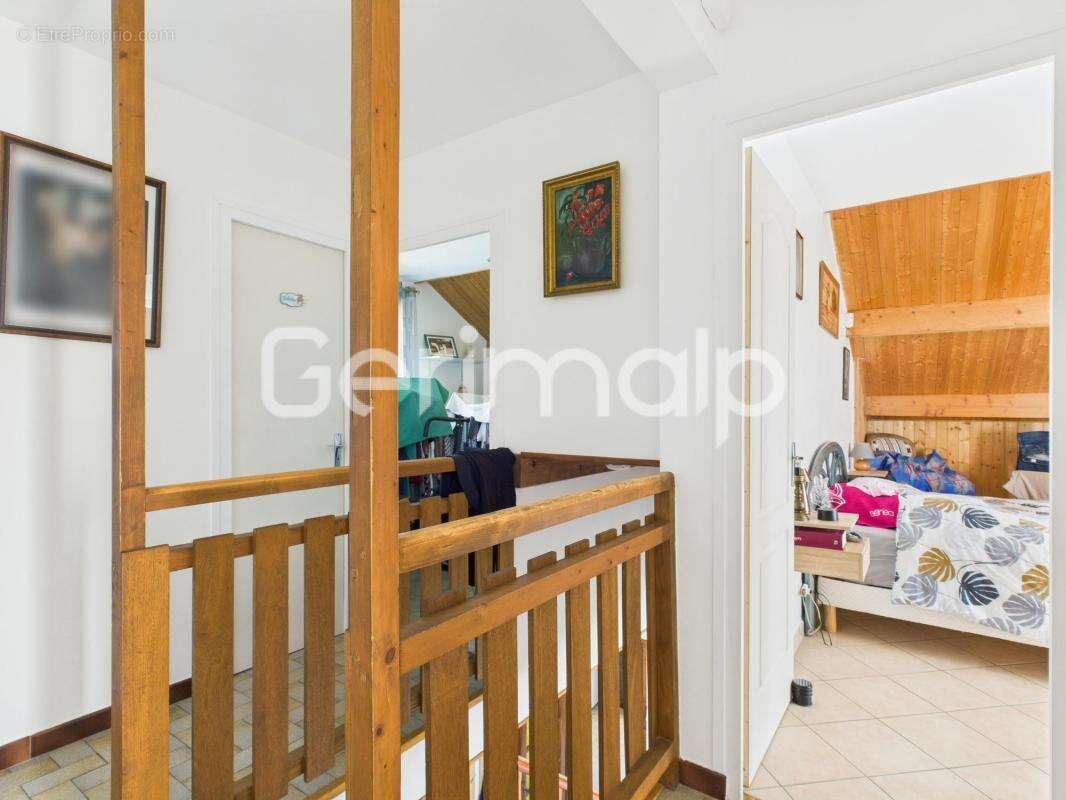 Maison à ALBY-SUR-CHERAN