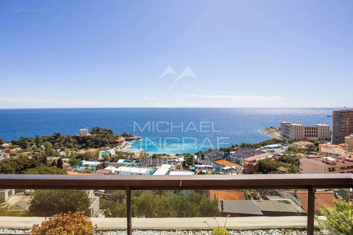 Appartement à ROQUEBRUNE-CAP-MARTIN