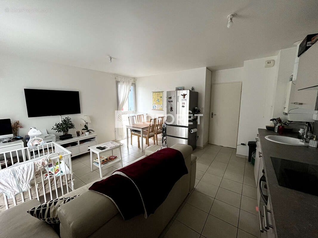Appartement à LES MUREAUX
