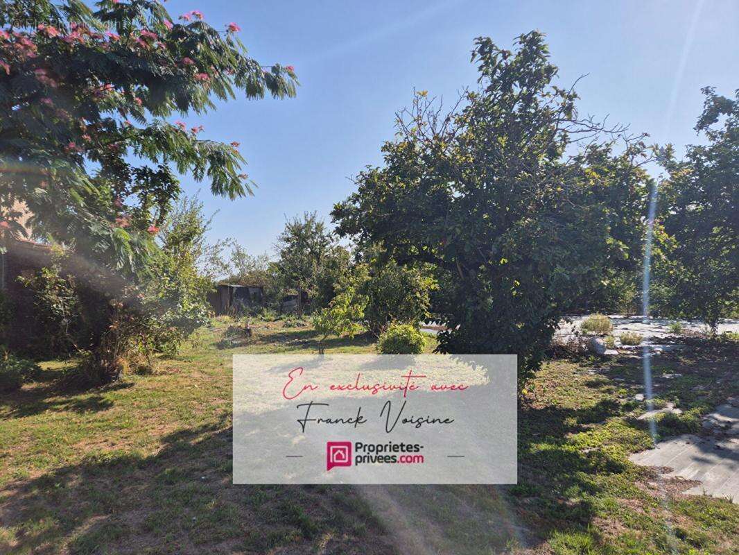 Maison à VENDRENNES