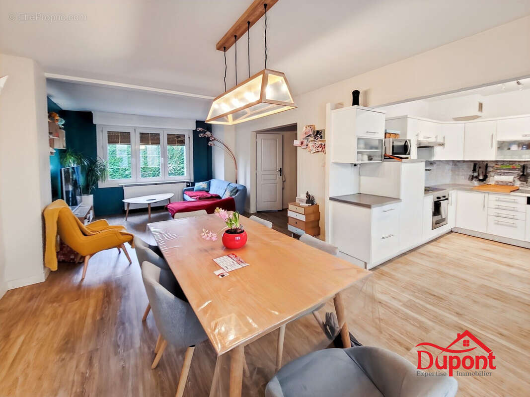 Maison à NEUVILLE-SUR-ESCAUT