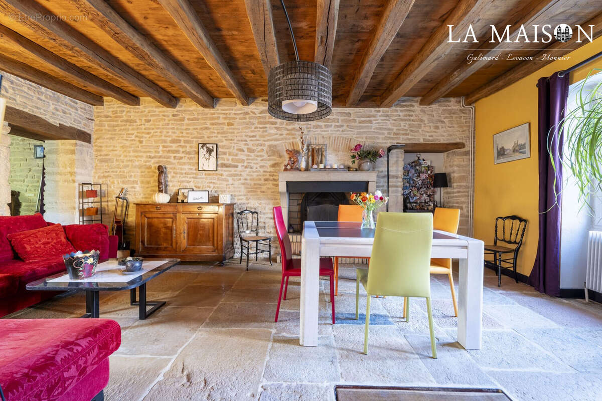 Maison à FONTAINE-LES-DIJON