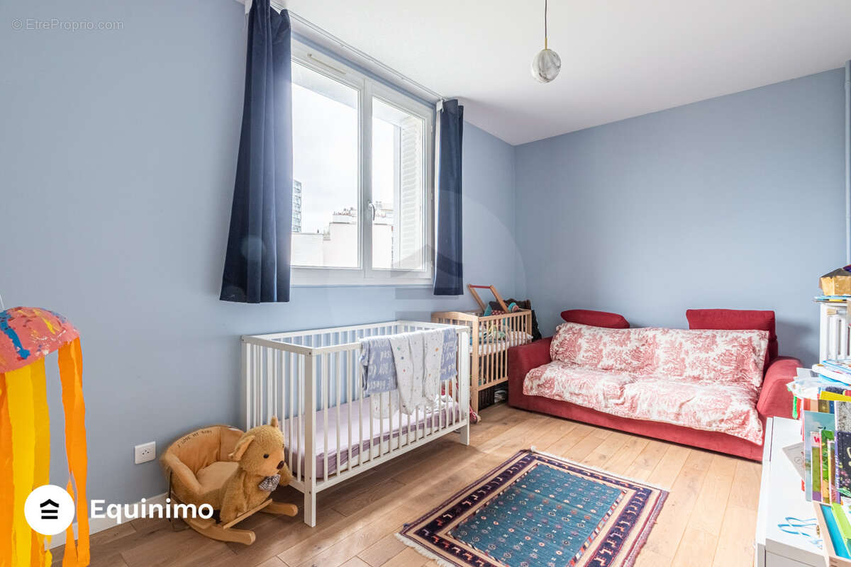 Appartement à PARIS-15E