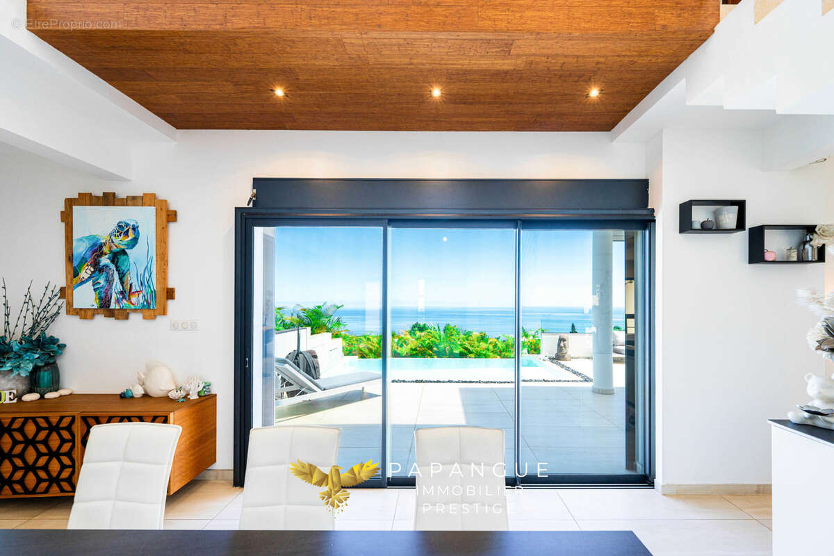 Maison à SAINT-DENIS