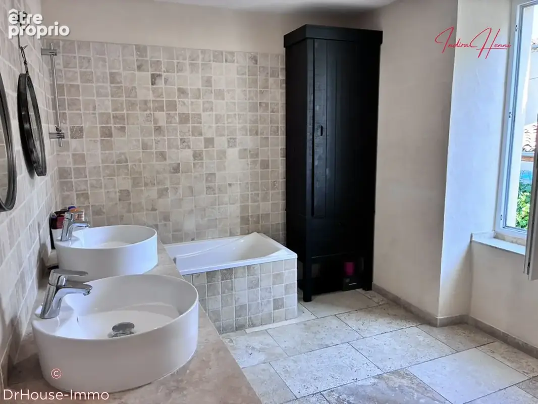 Maison 9 pièces 235 m² à vendre à Saint-Hilaire-De-Brethmas (30560) - photo 9
