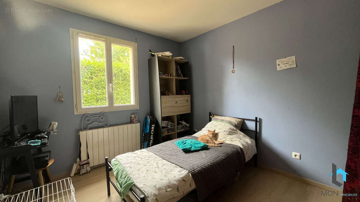 Maison à Voves - photo 9