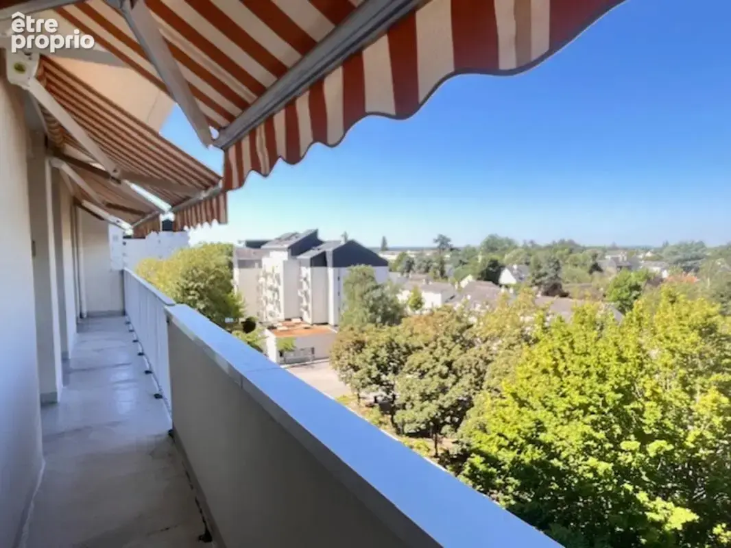 Appartement à SAINT-CYR-SUR-LOIRE