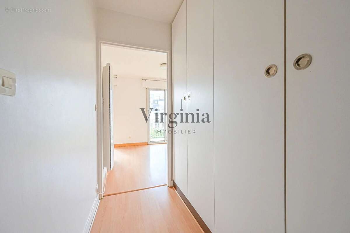 Appartement à CHARENTON-LE-PONT