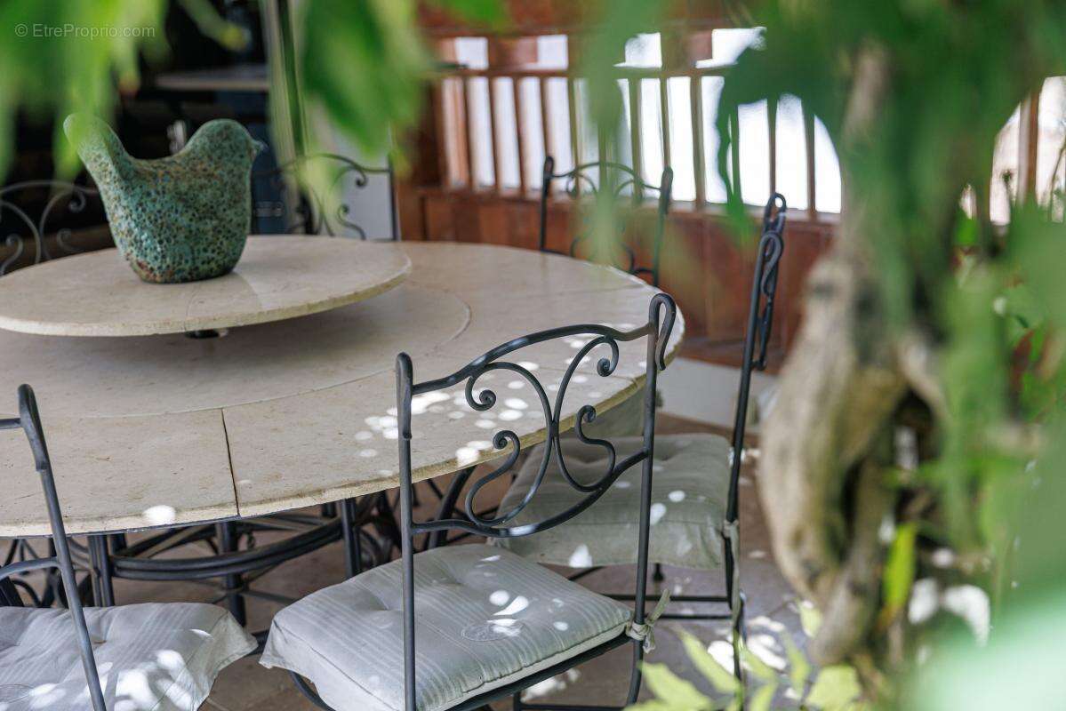 Maison à PUGET-SUR-ARGENS