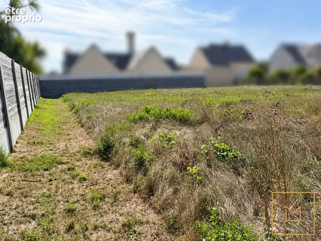 Photo Terrain à Portbail au prix de 182 000€