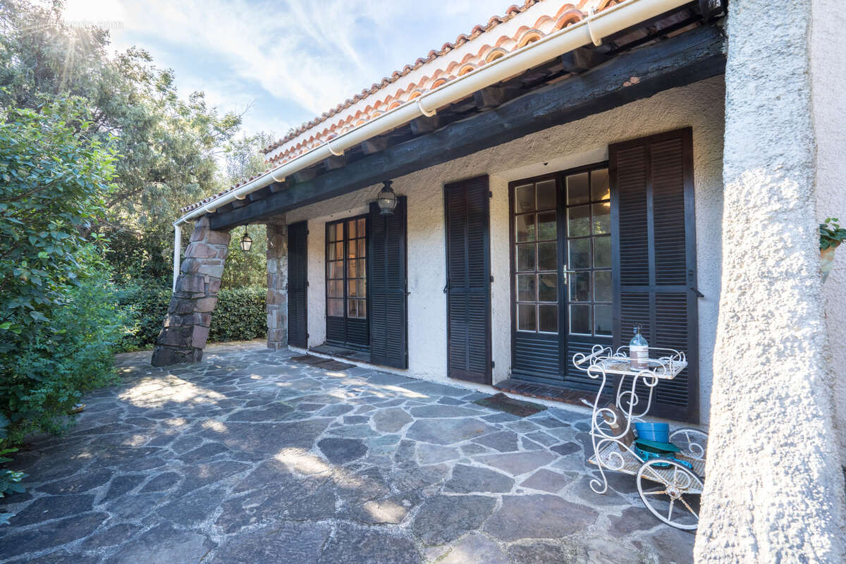 Maison à SAINT-RAPHAEL