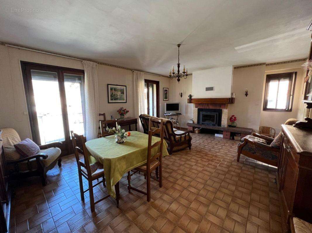 Maison à RIOLS