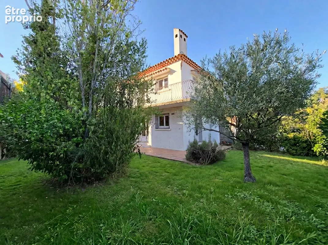 Maison 6 pièces - 170 m² - Fort potentiel - photo 3