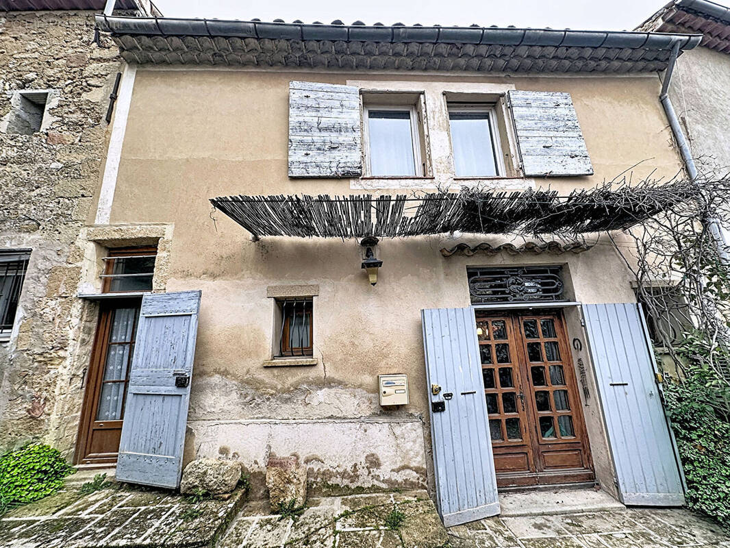 Maison à ROGNES