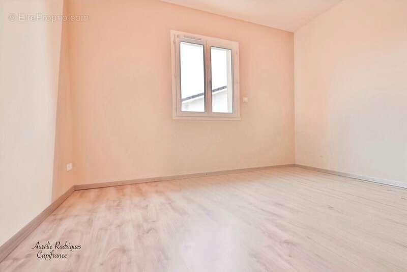 Maison à vendre 6 pièces SAINT ANDRE DE BAGE (01) - photo 10