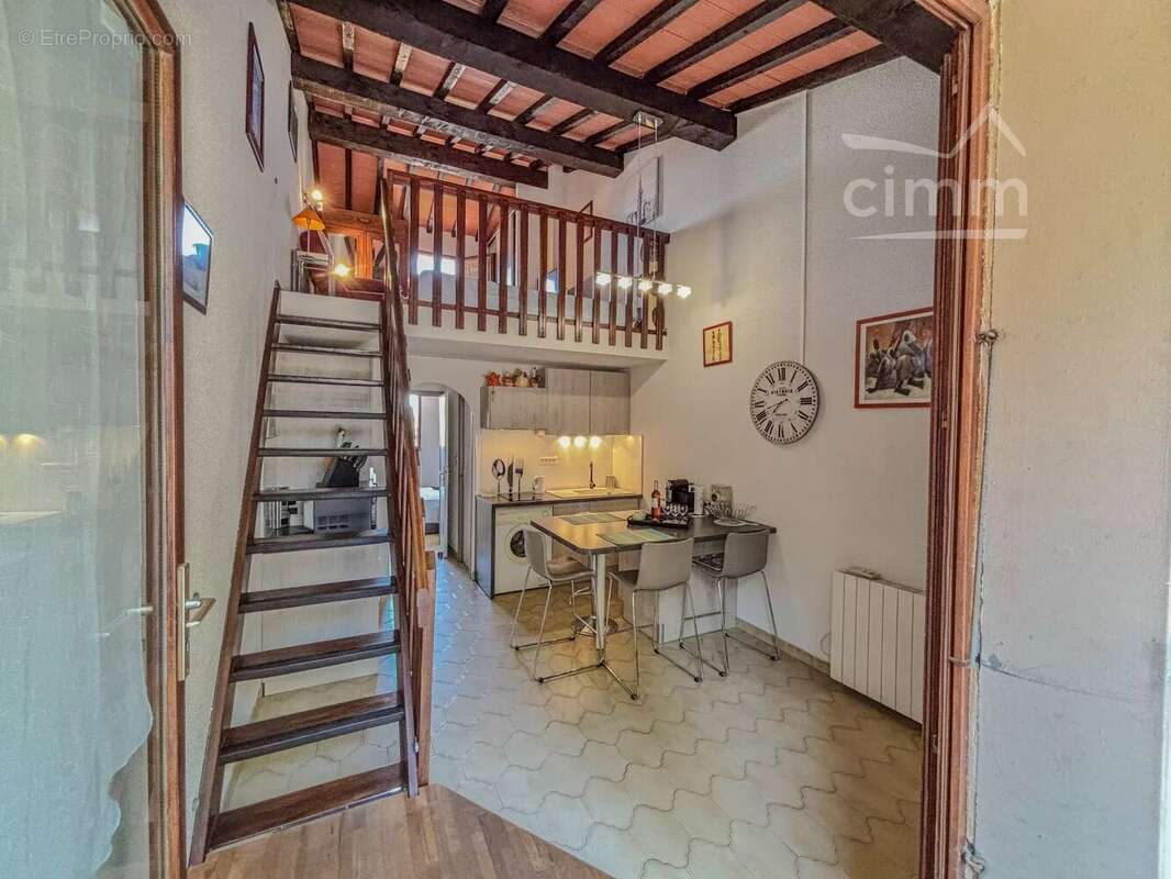 Appartement à SAINT-CYPRIEN