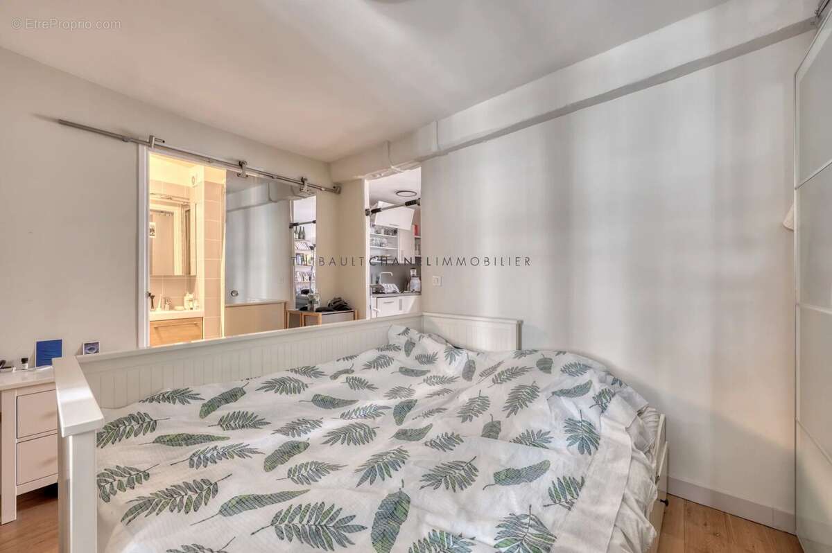 Appartement à PARIS-3E