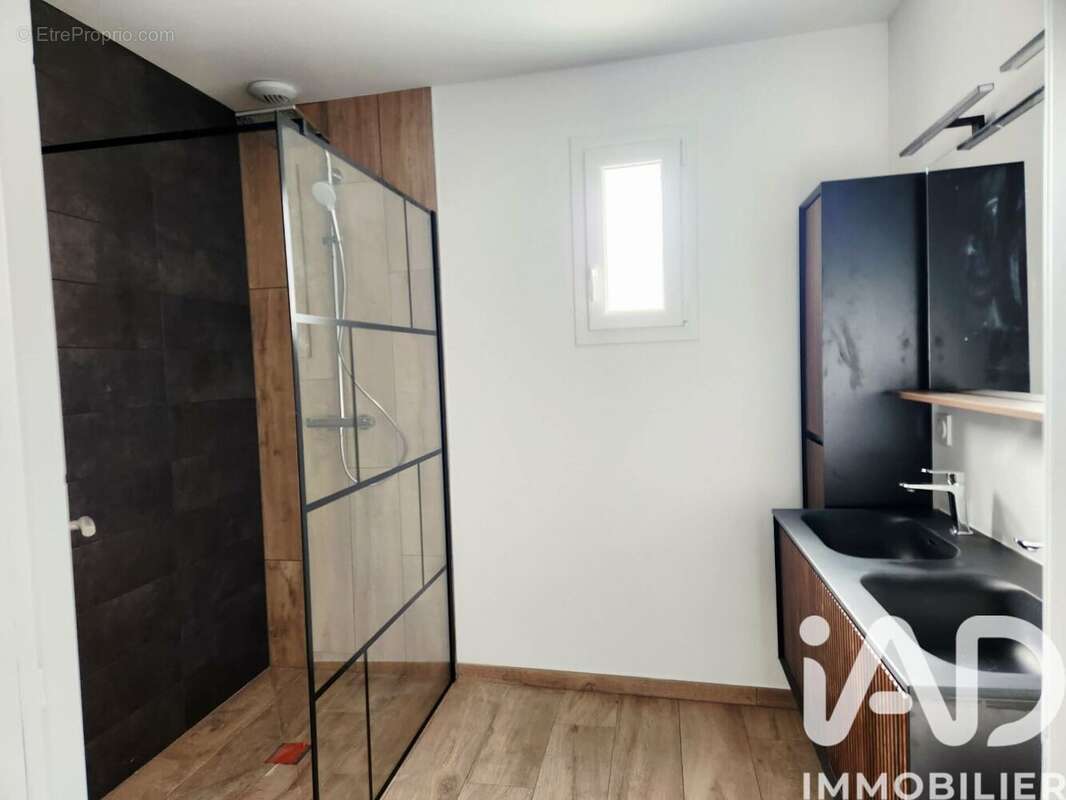 Photo 5 - Maison à MEDIS