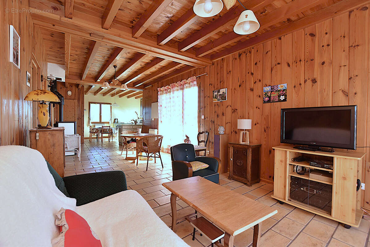 Maison à SAINT-VIDAL