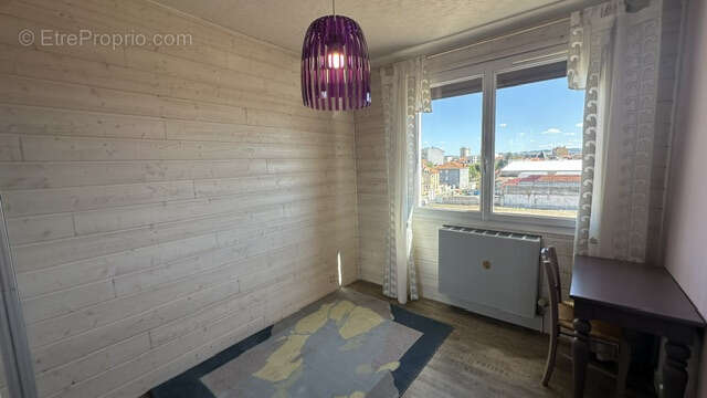 Proche gare, appartement rénové, 2 chambres, garage, balcons, climatisation - photo 6