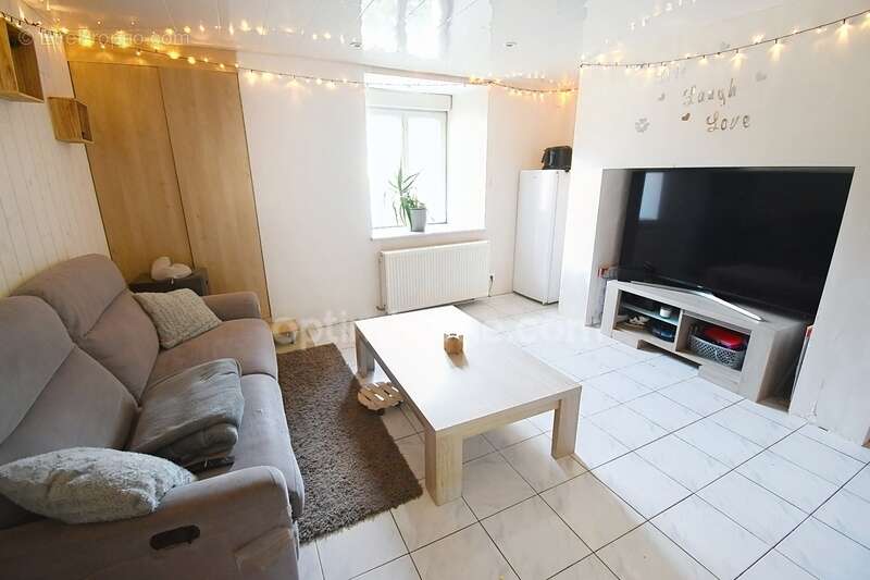 Maison à NOUILLONPONT