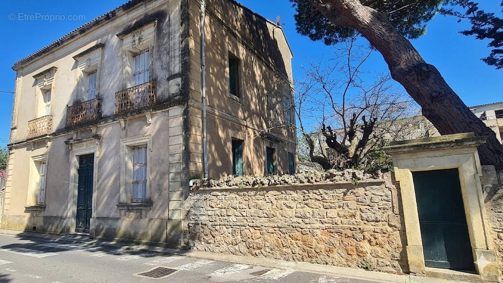 Maison à COURNONSEC