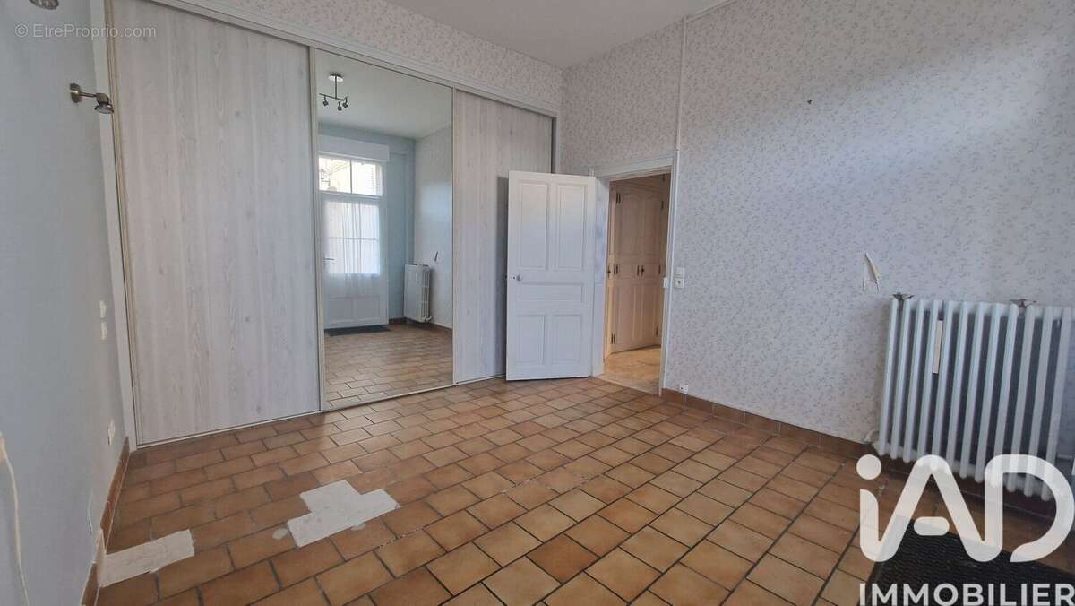 Maison 226 m² à Rigny-Usse  - photo 9