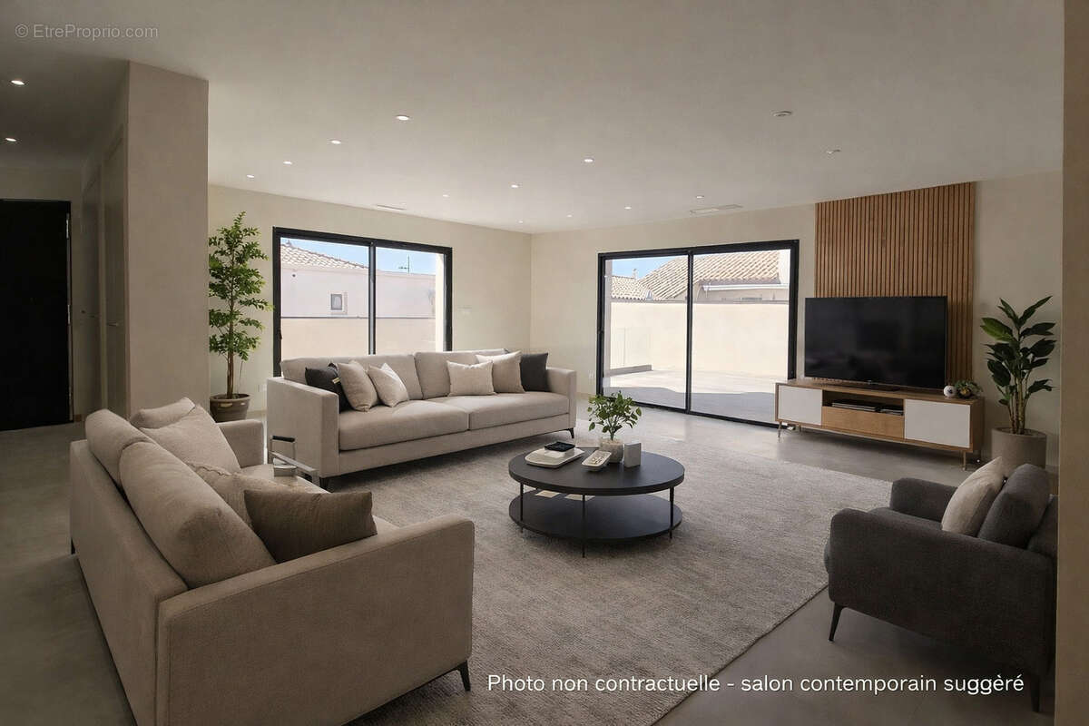 Maison à GALLARGUES-LE-MONTUEUX