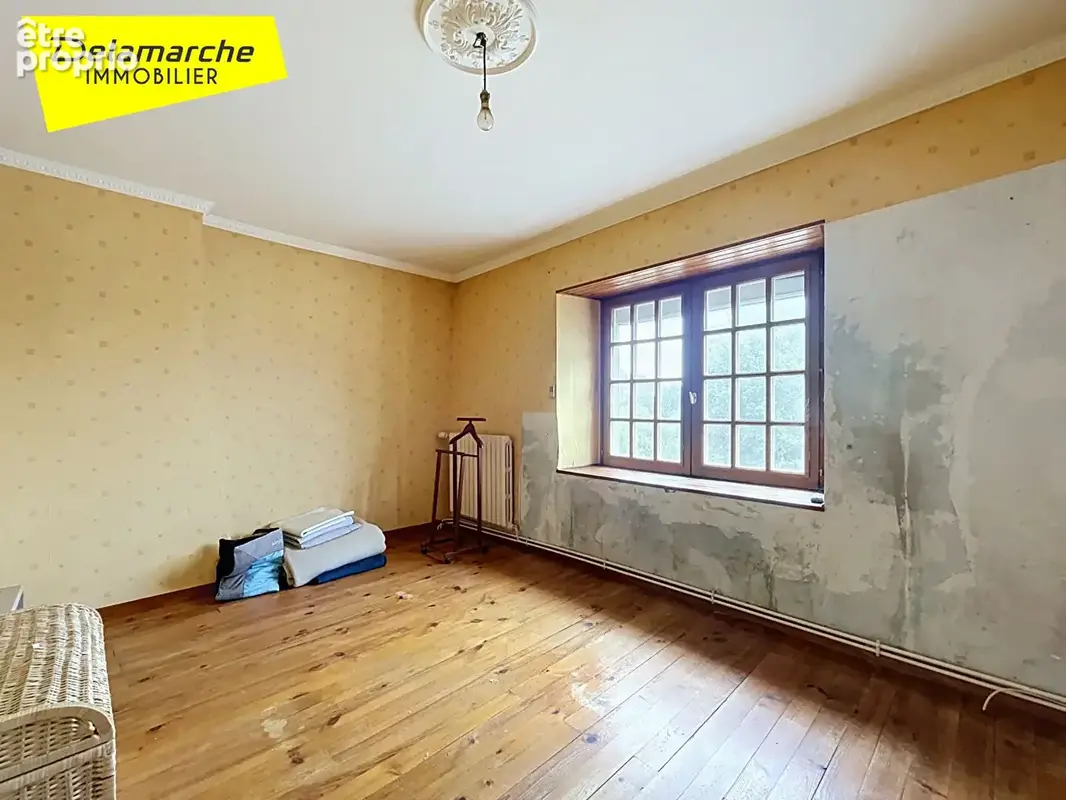 A VENDRE : Charmante maison en pierres avec dépendances et terrain - photo 8