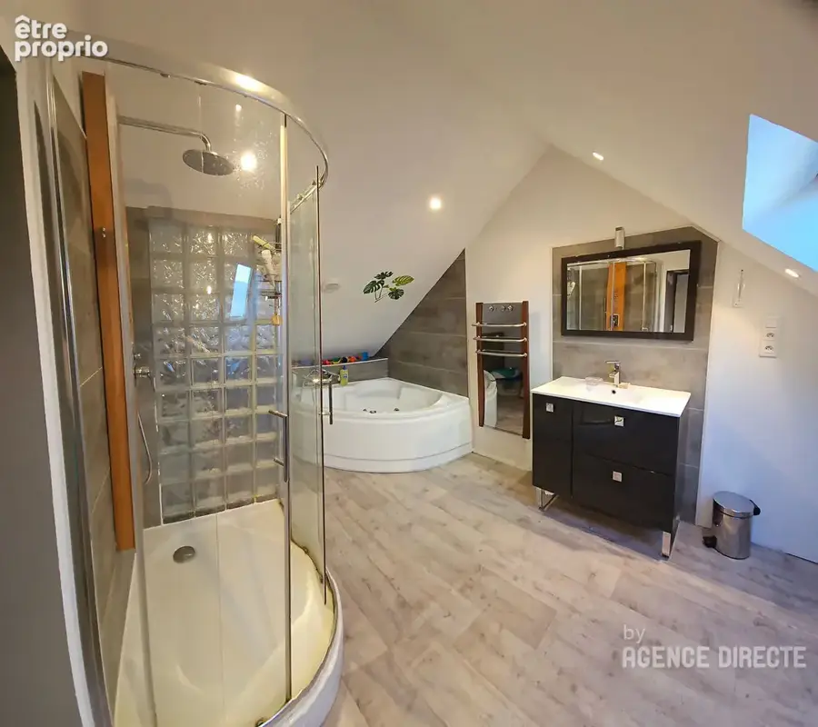 A VENDRE Maison Saint Malo  Centre PARAME  5 pièce(s) 135 m2 T6 - photo 5