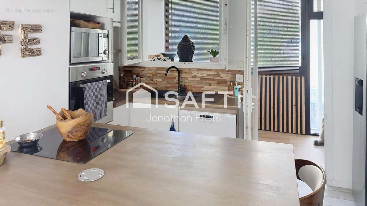Appartement 77 m² à Toulon  - photo 4