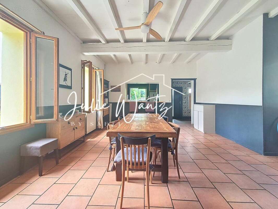 Photo 3 - Maison à SAINT-DENIS-DE-PILE