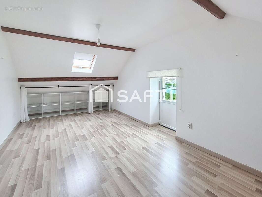 Maison 90 m² à Montceau-Les-Mines  - photo 4