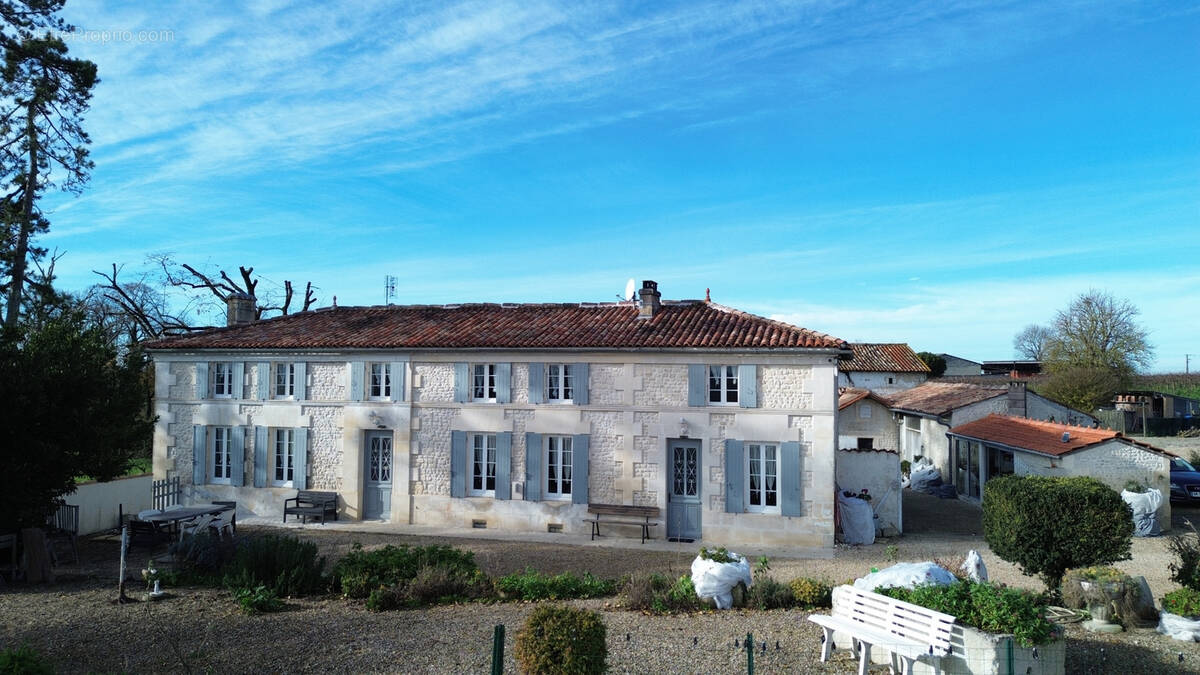 Maison à SAINT-EUGENE