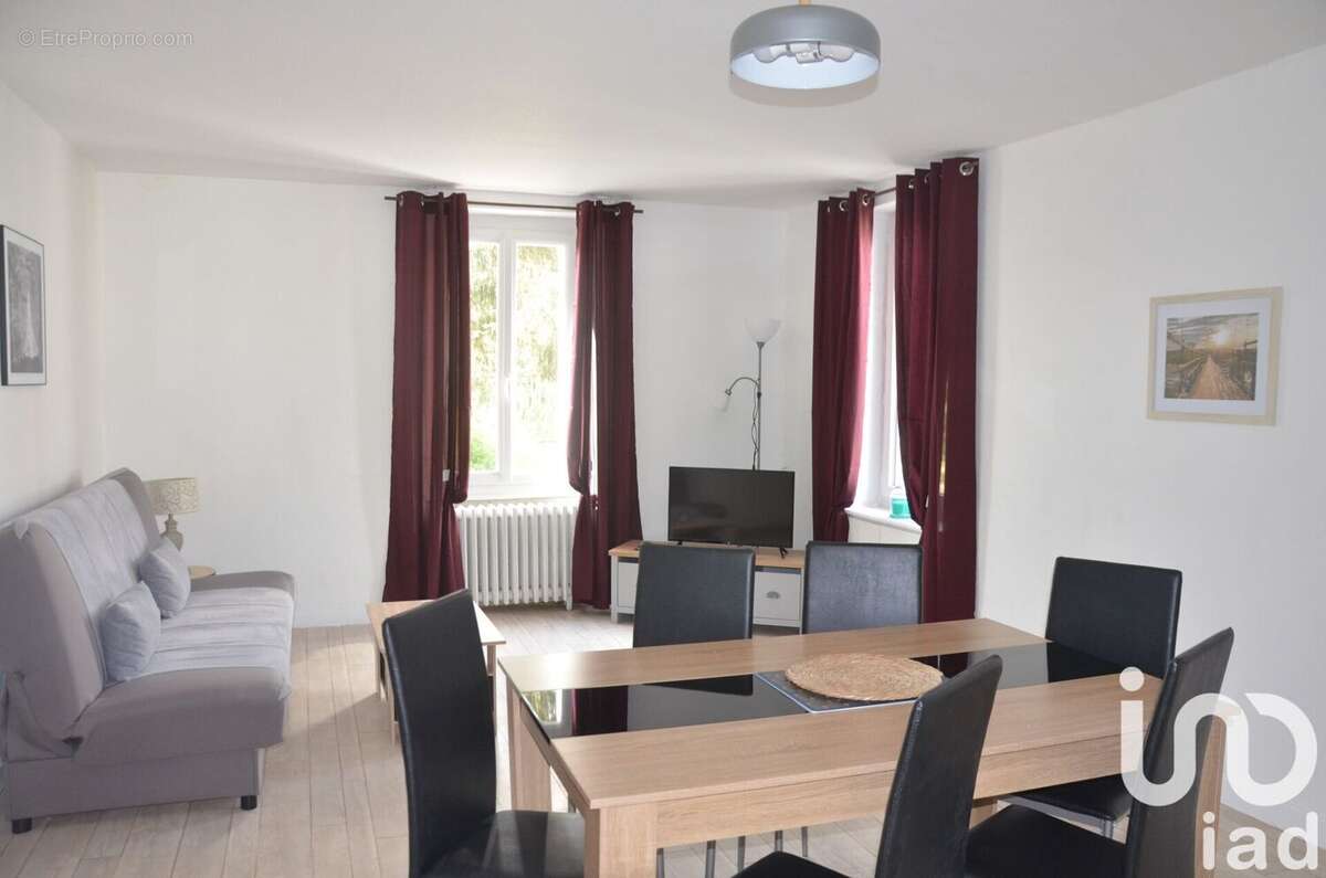 Photo 6 - Appartement à CHAMBON-SUR-VOUEIZE