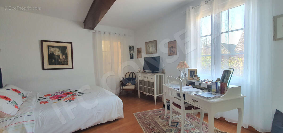 Maison à FORET-LA-FOLIE