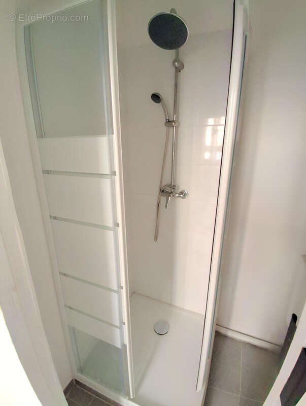 Appartement à MARSEILLE-1E