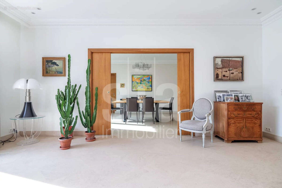 Maison à SAINT-MAUR-DES-FOSSES