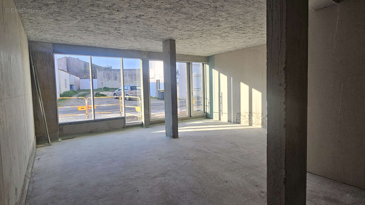 CELLULE 2 / 43,30 M2 - photo 2