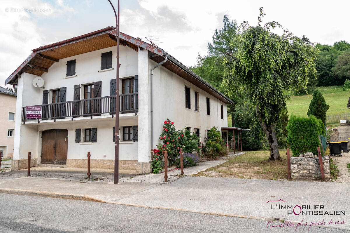 Maison à LES HOPITAUX-NEUFS