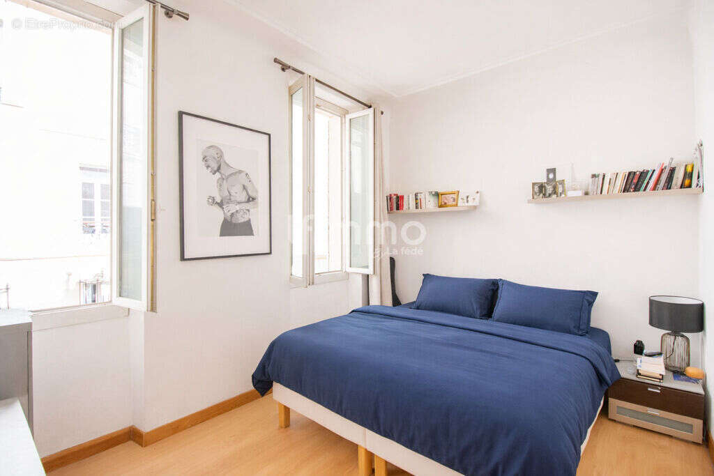 Appartement à MARSEILLE-1E
