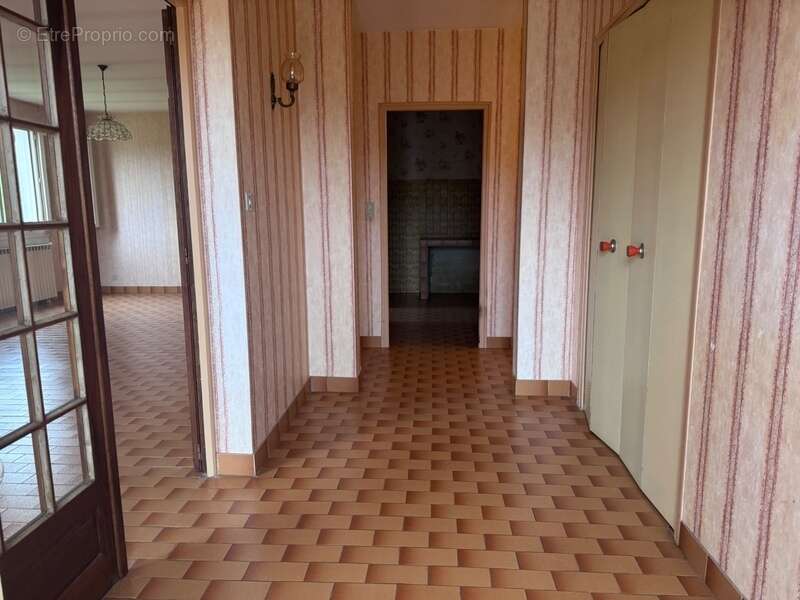 Maison à CASTELCULIER